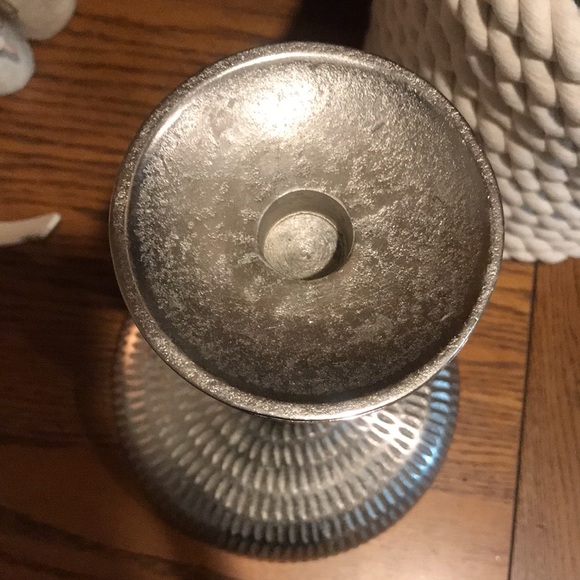 Silver hammered candle stick holder 7” x 10” - Picture 3 of 4